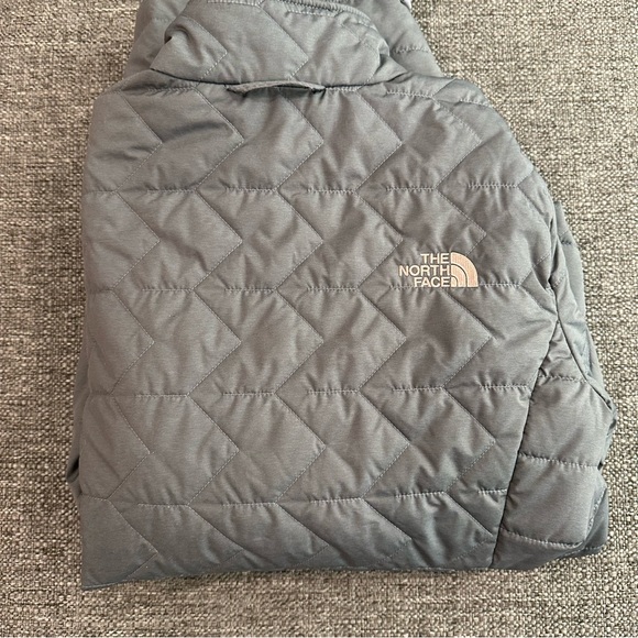 The North Face Gray Jacket - Picture 3 of 4